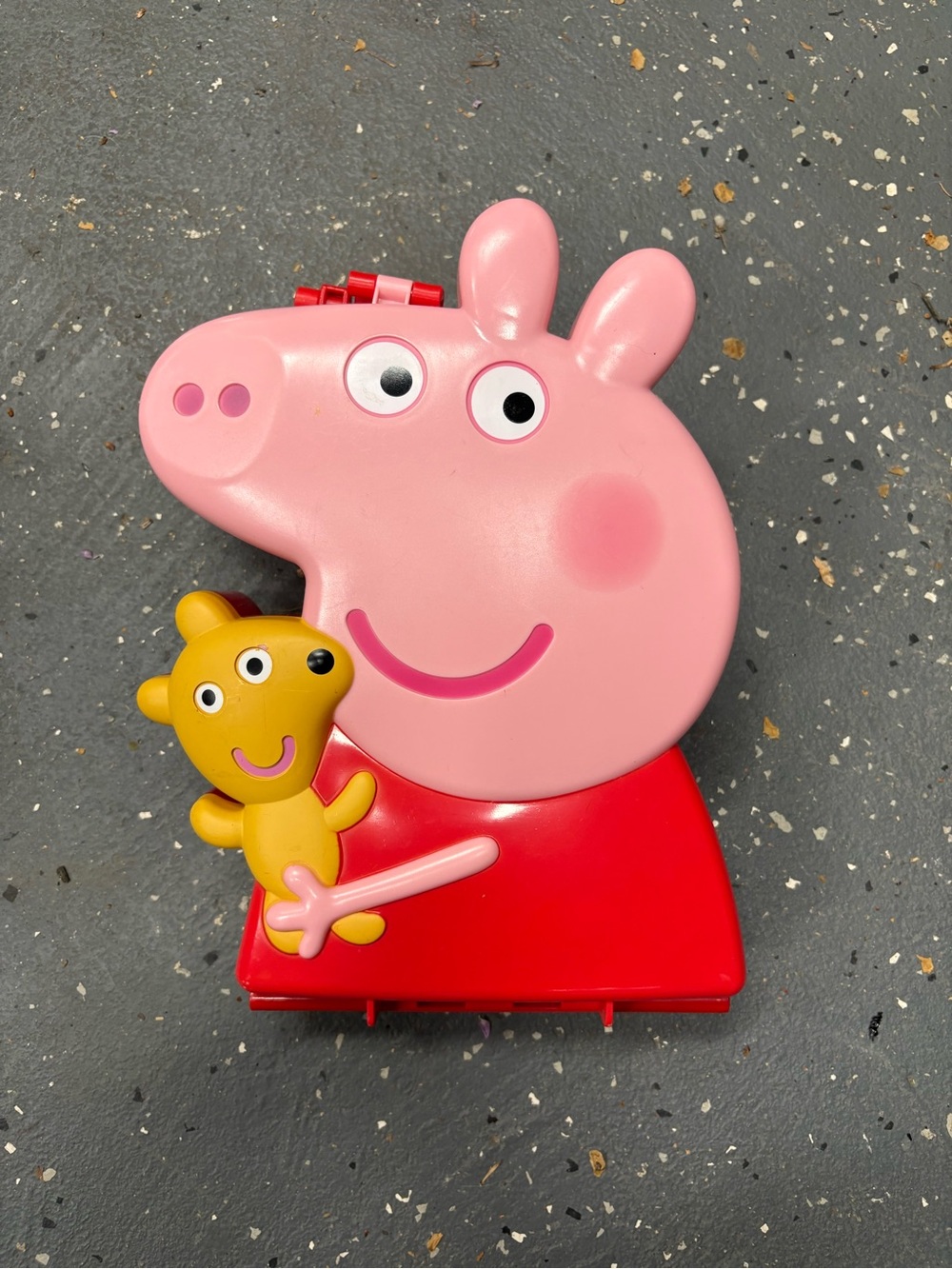 Peppa Pig Pink & Red Carry Case with Yellow Teddy Figure